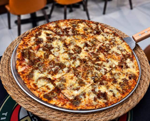 20" (XL) Gyros Spicy.